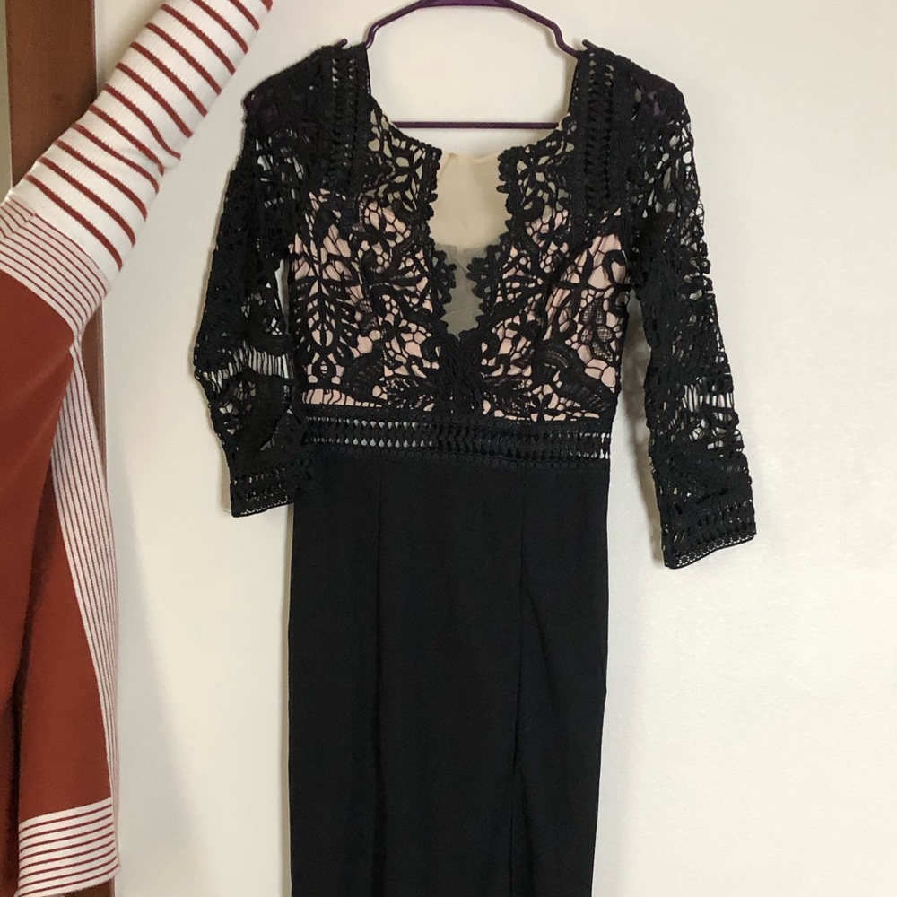 Floor length formal dress!